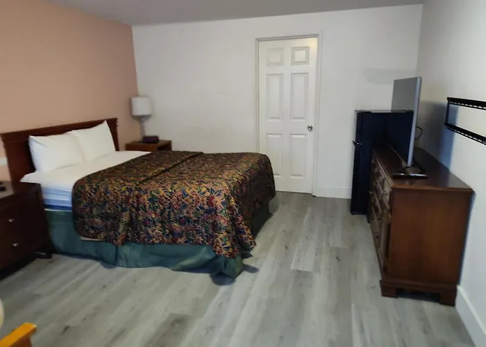 Shamrock Motel